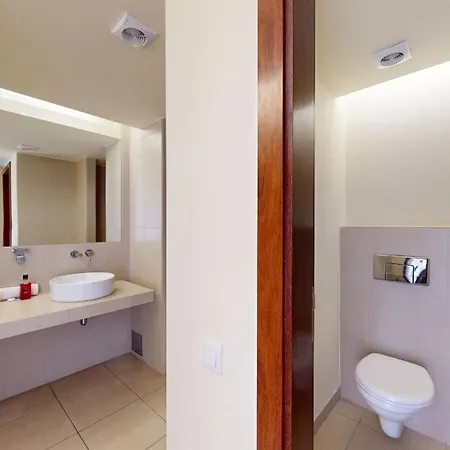 Herdade Dos Salgados, V3 *