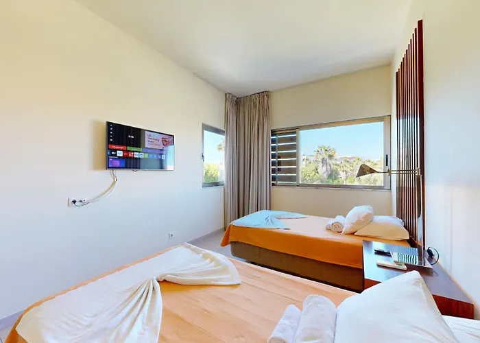 Herdade Dos Salgados, V3 Villa *