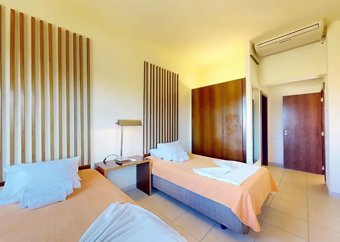 Herdade Dos Salgados, V3 Villa